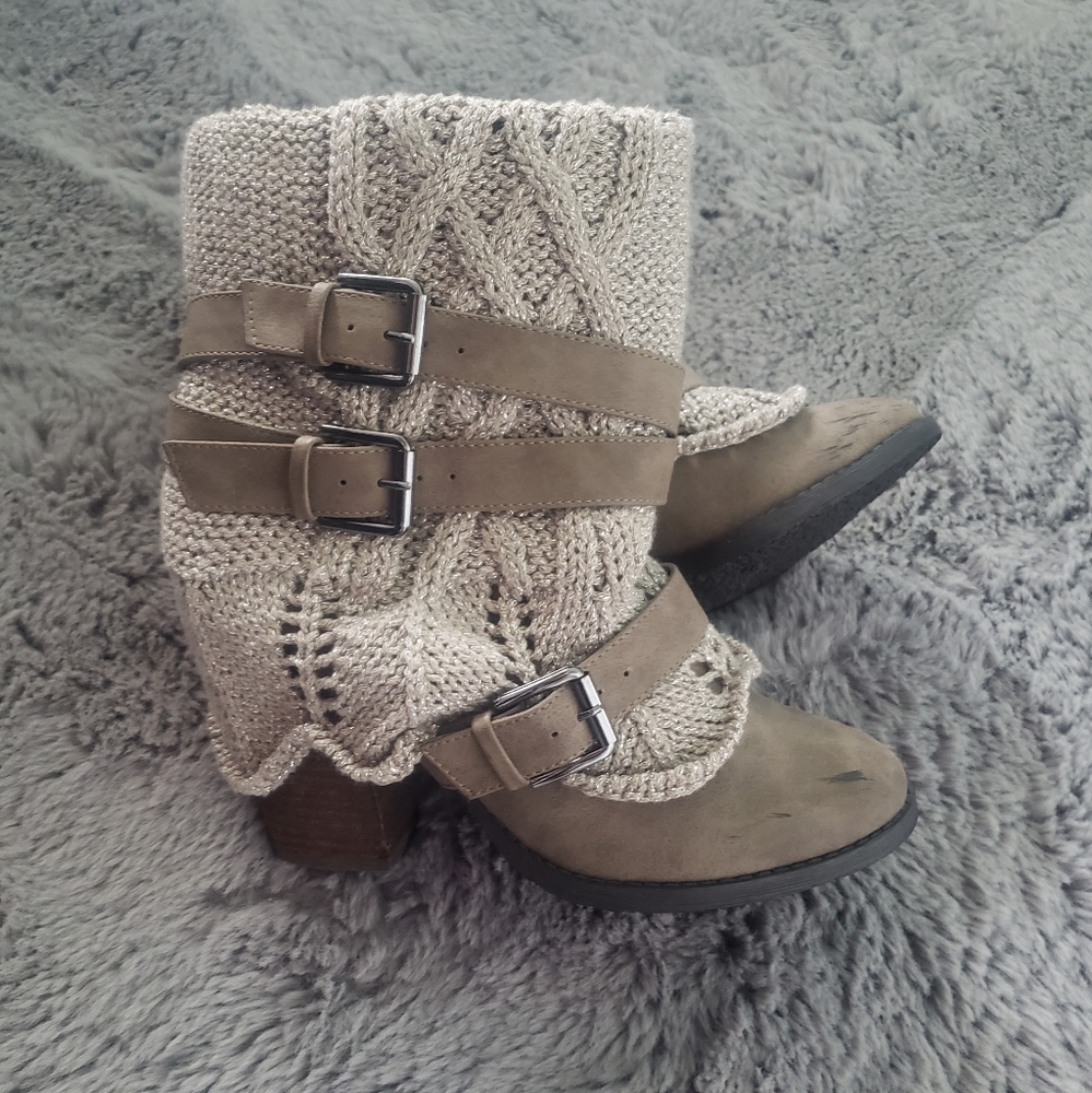 Naughty Monkey Size 9 Greyish Boots